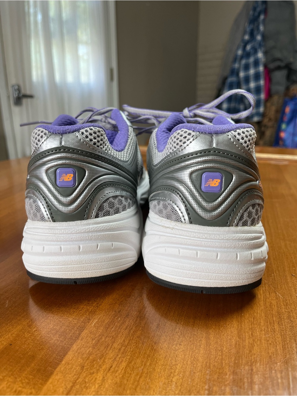New Balance Silver and Purple Men’s Size 12 Athletic Sneakers - Picture 5 of 7